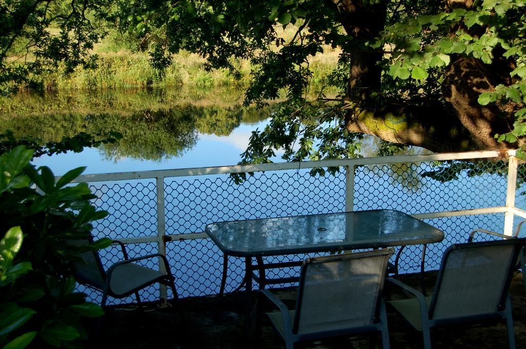 The Grove Lodge Guesthouse Киллорглин Экстерьер фото
