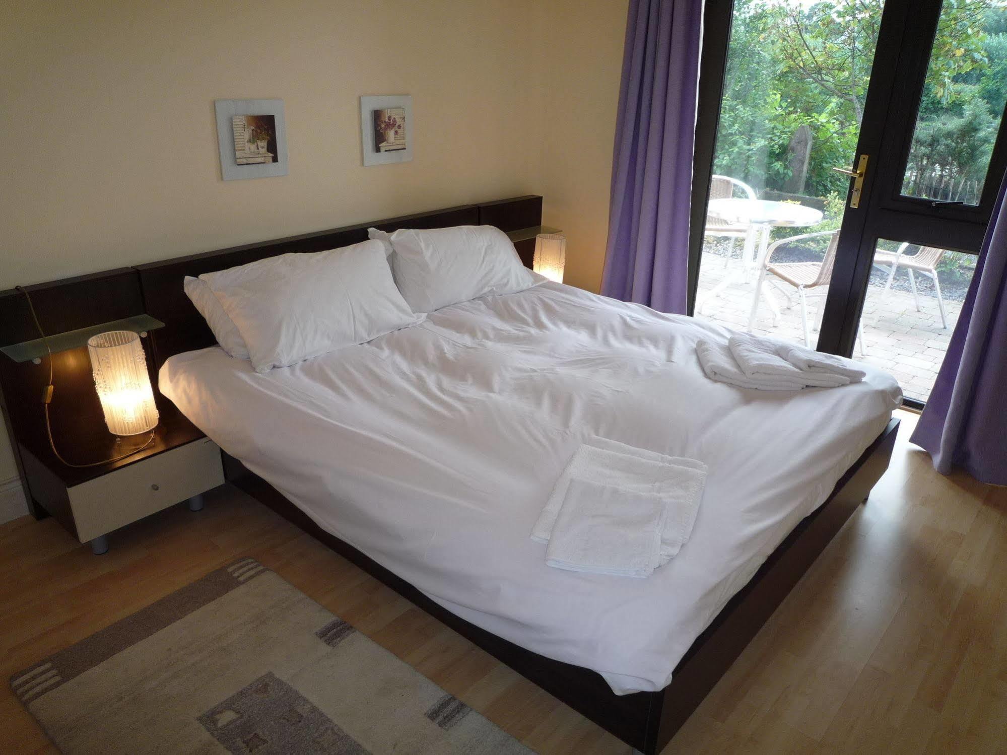 The Grove Lodge Guesthouse Киллорглин Экстерьер фото